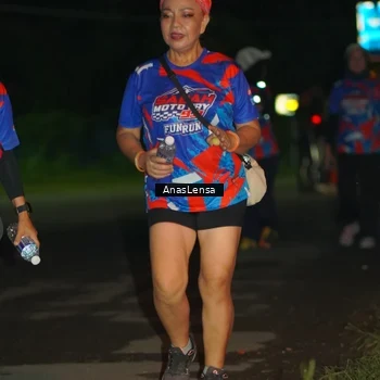 Runner Photo 6047323