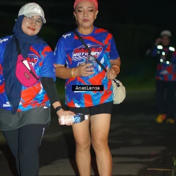 Runner Photo 6047335
