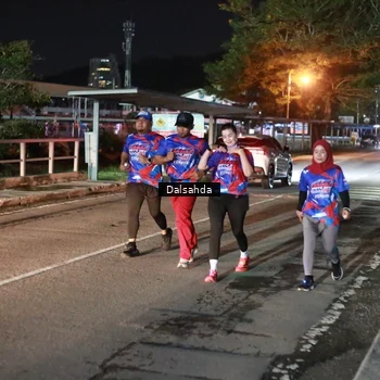 Runner Photo 6047340