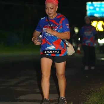Runner Photo 6047349
