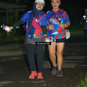 Runner Photo 6047351