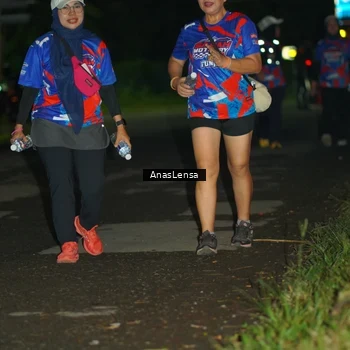 Runner Photo 6047352