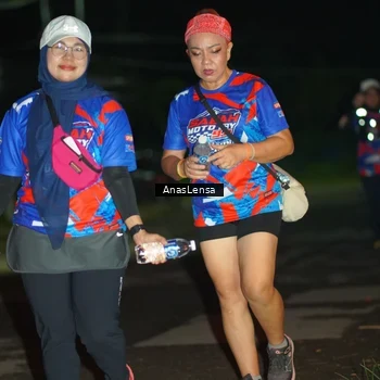 Runner Photo 6047353