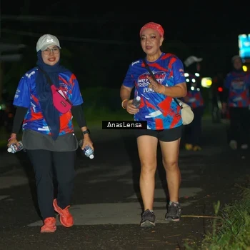 Runner Photo 6047356