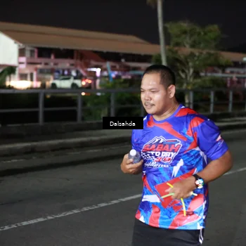 Runner Photo 6047398