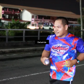 Runner Photo 6047399