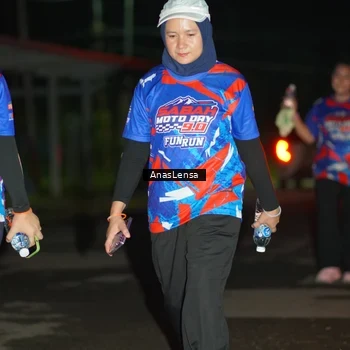 Runner Photo 6047405