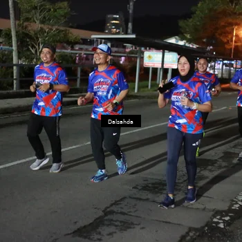 Runner Photo 6047421