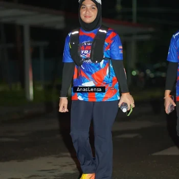 Runner Photo 6047428