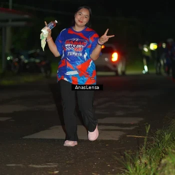 Runner Photo 6047447