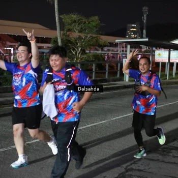 Runner Photo 6047484