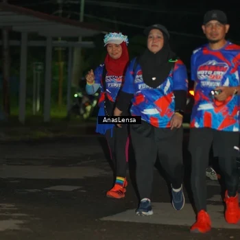 Runner Photo 6047494