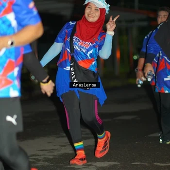 Runner Photo 6047555