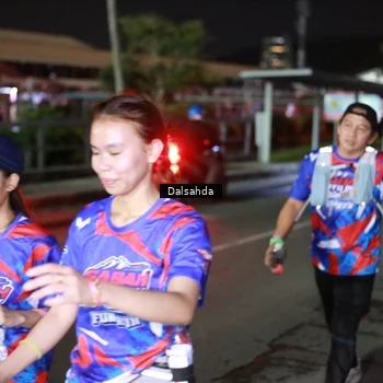 Runner Photo 6047678
