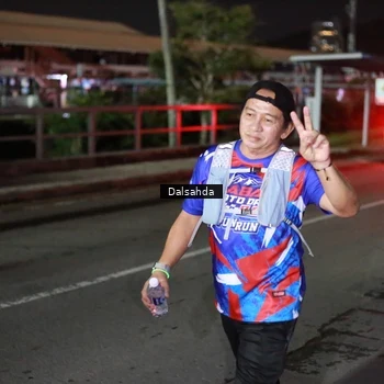 Runner Photo 6047681