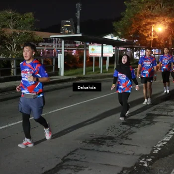 Runner Photo 6047706