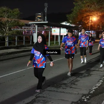 Runner Photo 6047714
