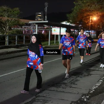 Runner Photo 6047716