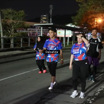 Runner Photo 6047719
