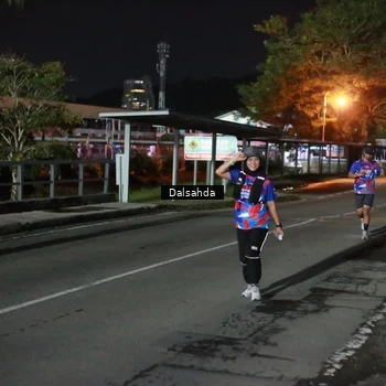 Runner Photo 6047732