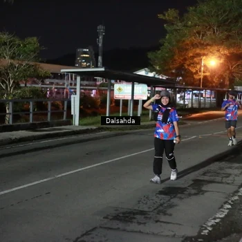 Runner Photo 6047734