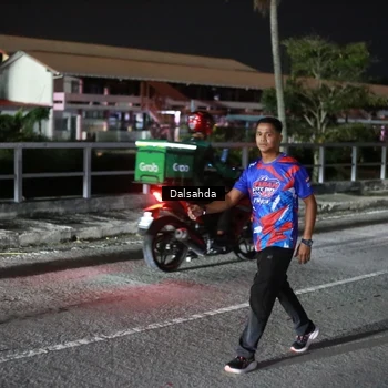 Runner Photo 6047811