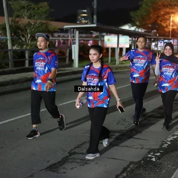 Runner Photo 6047839