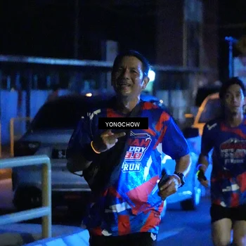 Runner Photo 6047892