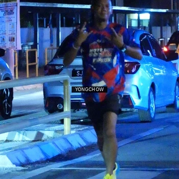 Runner Photo 6047927