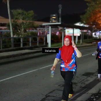 Runner Photo 6047937