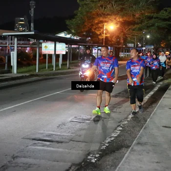 Runner Photo 6047972