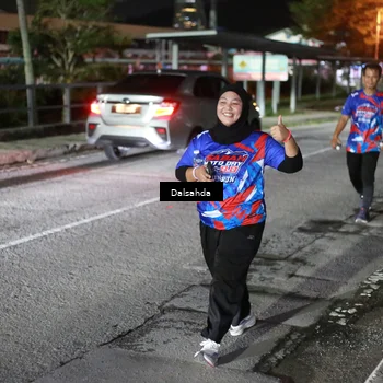 Runner Photo 6047998