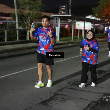 Runner Photo 6048019