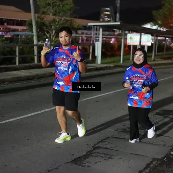 Runner Photo 6048045