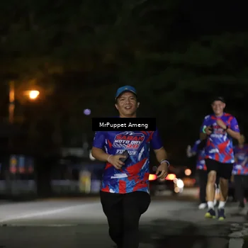 Runner Photo 6048076