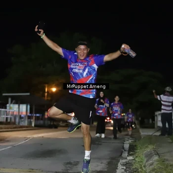 Runner Photo 6048085