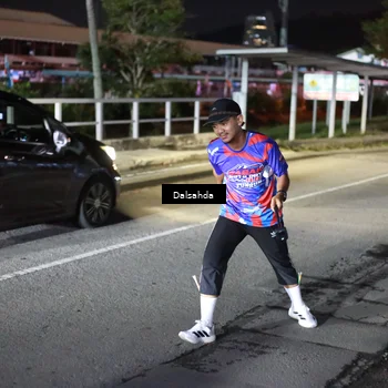 Runner Photo 6048115