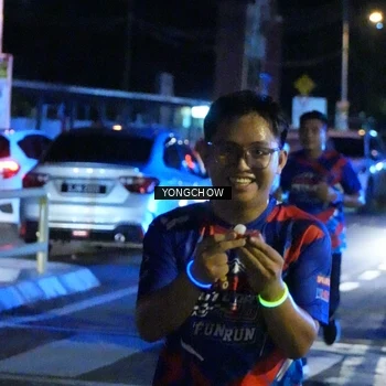 Runner Photo 6048215