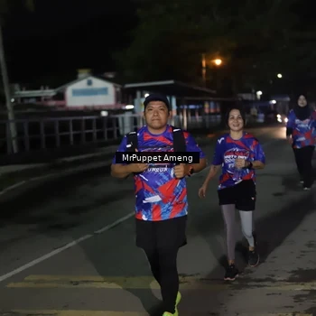 Runner Photo 6048293