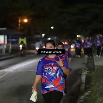 Runner Photo 6048370