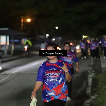 Runner Photo 6048372