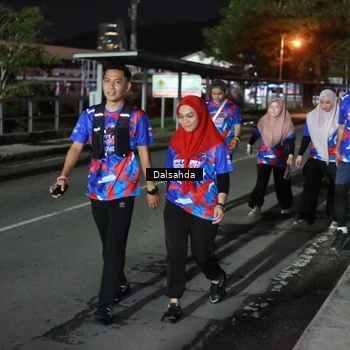 Runner Photo 6048404