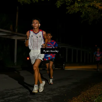 Runner Photo 6048539