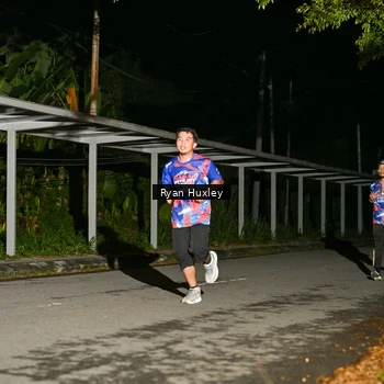 Runner Photo 6048621