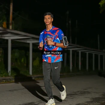 Runner Photo 6048644