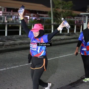 Runner Photo 6048648