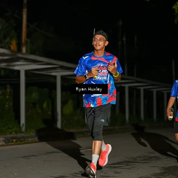 Runner Photo 6048655