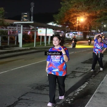 Runner Photo 6048675
