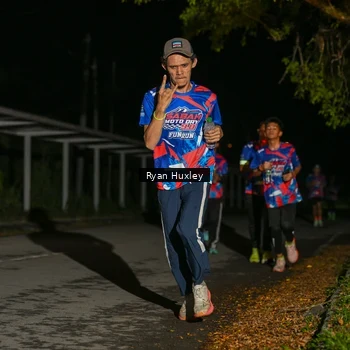 Runner Photo 6048680