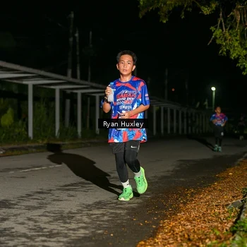 Runner Photo 6048703